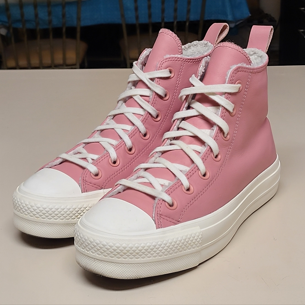 Converse CTAS Leather Cozy Sherpa Lift Platform hi top casual sneakers size 9